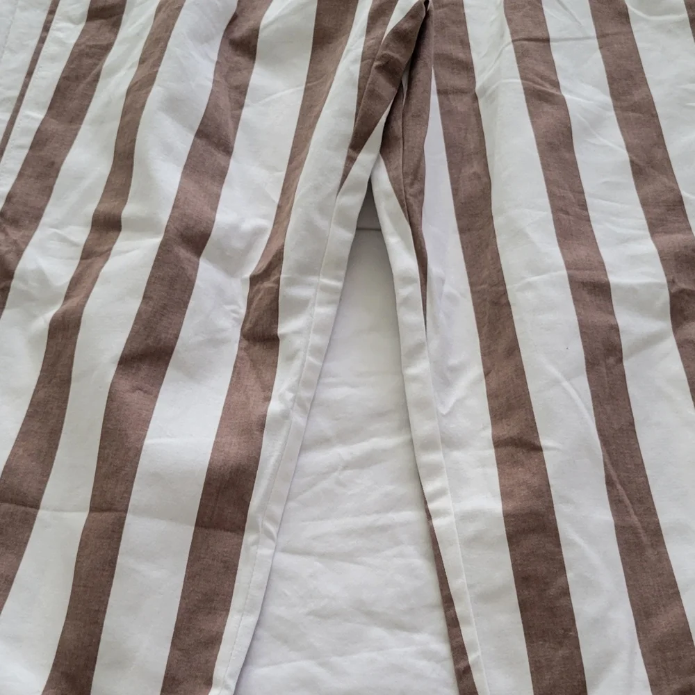 Kids Casual Striped Wide-Leg Bottoms in Beige and White - Picture 3 of 6